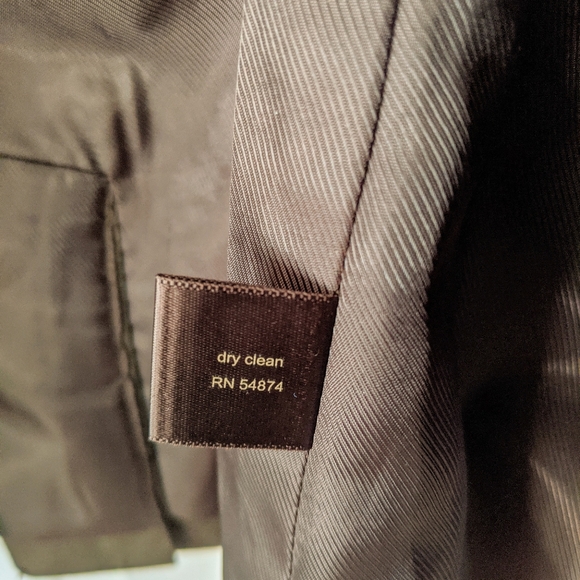 Blazer - Picture 3 of 3